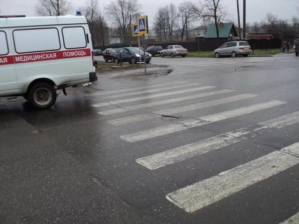 В Чечне иномарка сбила женщину, переходившую дорогу в неположенном месте